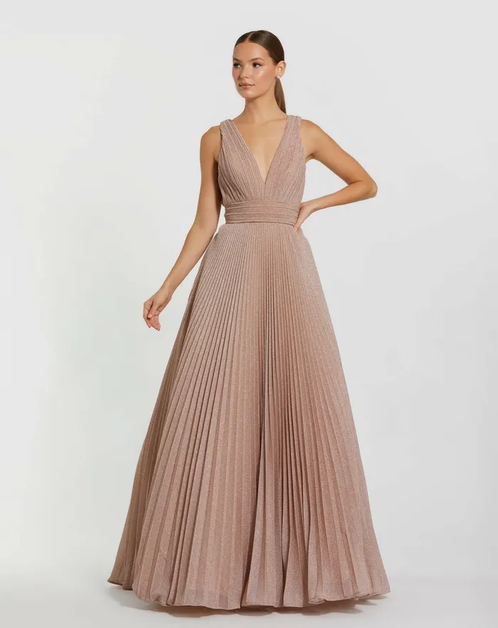 Best Sellers Women Mac Duggal Shimmering Georgette Pleated Sleeveless Gown Royal