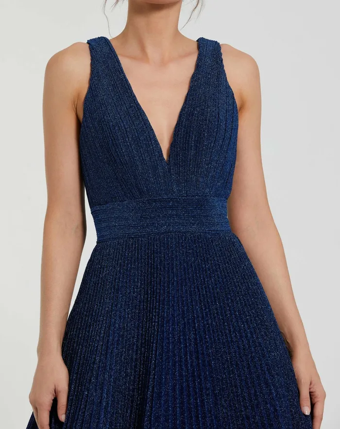 Best Sellers Women Mac Duggal Shimmering Georgette Pleated Sleeveless Gown Royal