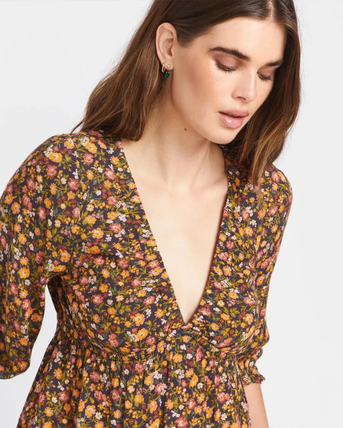 Blossom Binge Top 8211 Vintage Black Womens Volcom Tops