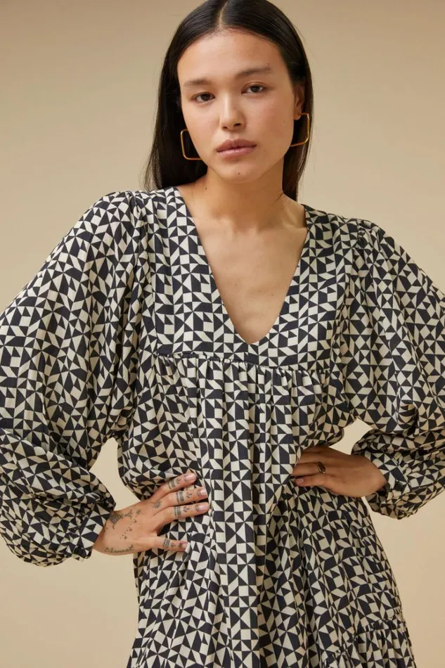 ByBar Jurken Vrouwelijk Hayley Graphic Dress Graphic Print ByBar Jurken Vrouwelijk Hayley Graphic Dress Graphic Print