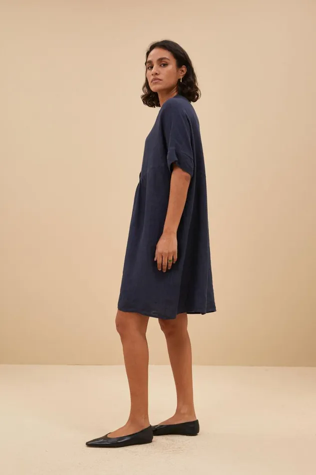 ByBar Jurken Vrouwelijk Tais Linen Dress Midnight ByBar Jurken Vrouwelijk Tais Linen Dress Midnight