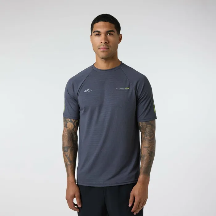 Closure London Tech Performance TShirt I Charcoal034gt Windowtheme Windowtheme Charcoal Men TShirts