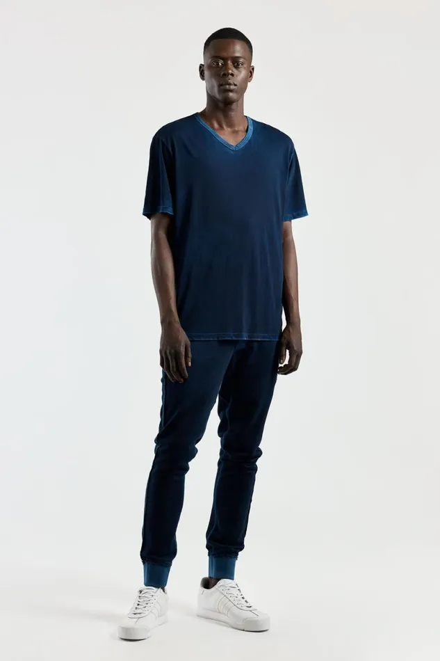 COTTON CITIZEN Classic VNeck Tee Vintage Navy Men Tees COTTON CITIZEN Classic VNeck Tee Vintage Navy Men Tees