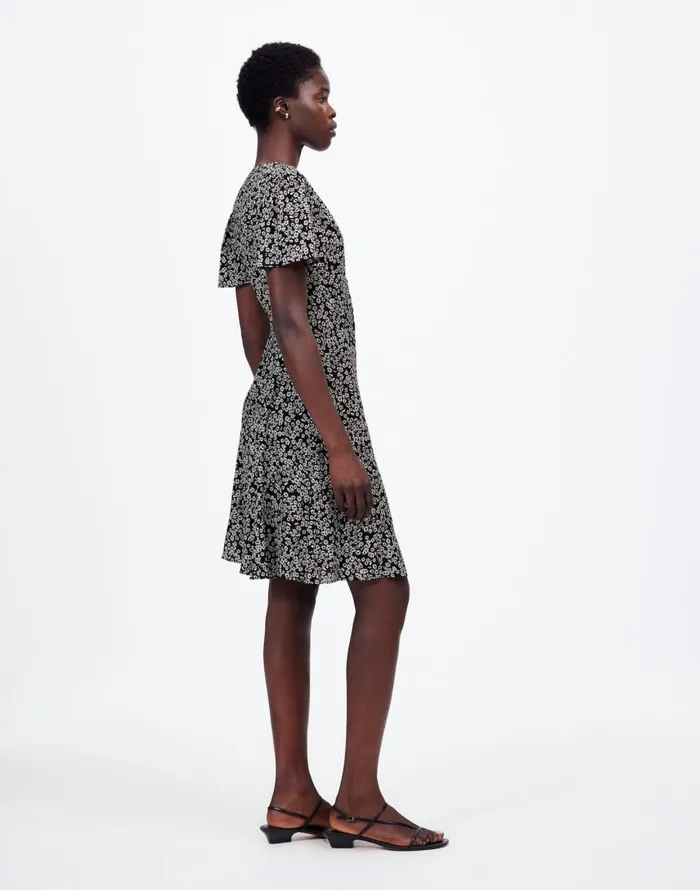 Dresses Women Madewell FlutterSleeve Mini Dress In Floral Daisy Black Ground