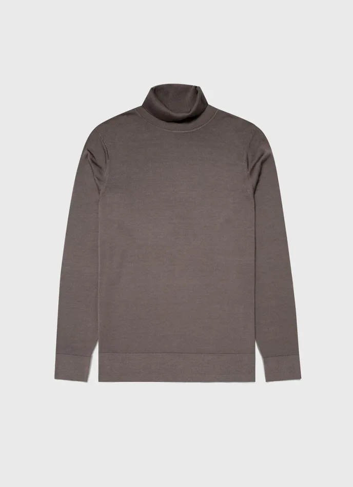 ExtraFine Merino Roll Neck Cedar Men SUNSPEL Knitwear