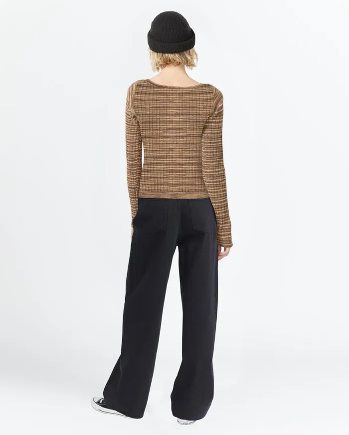 Fantasy Time Long Sleeve Top 8211 Bear Brown Womens Volcom Tops