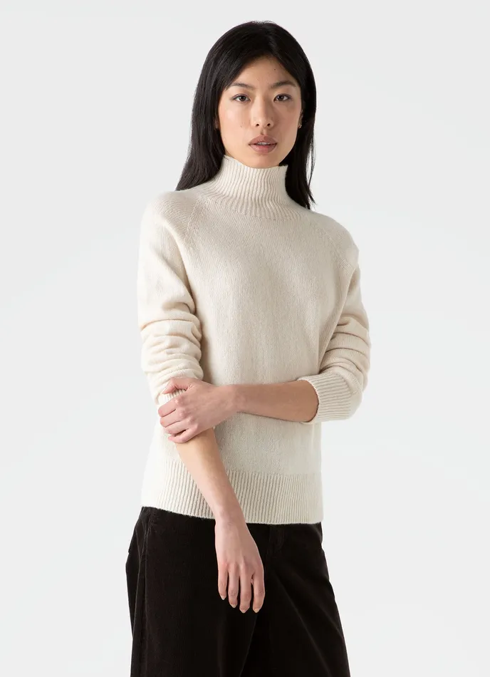 Knitwear ussunspel Women Lambswool Funnel Neck Jumper Ecru