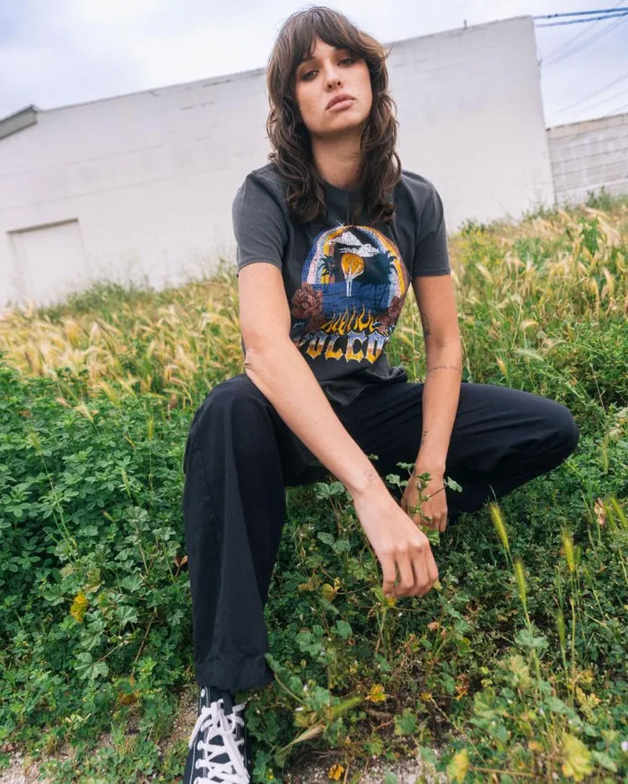 Lock It Up Tee 8211 Black Womens Volcom Hiking