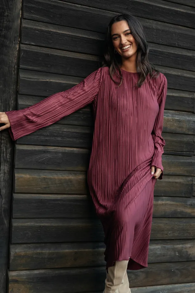 Long Sleeve Dresses Women Tannikah Plisse Midi Dress Ruby Wine Petal and Pup