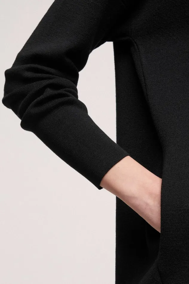 Luisa Spagnoli Knitwear Women Mutabile Black