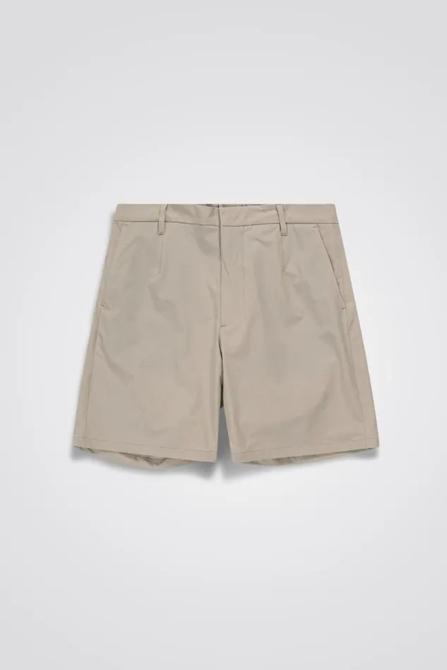 Men Aaren Travel Light Short Light Khaki Norse Projects Shorts