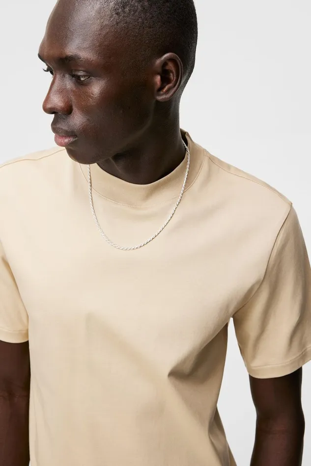 Men Ace Mock Neck Tshirt Safari Beige JLindeberg Tshirts