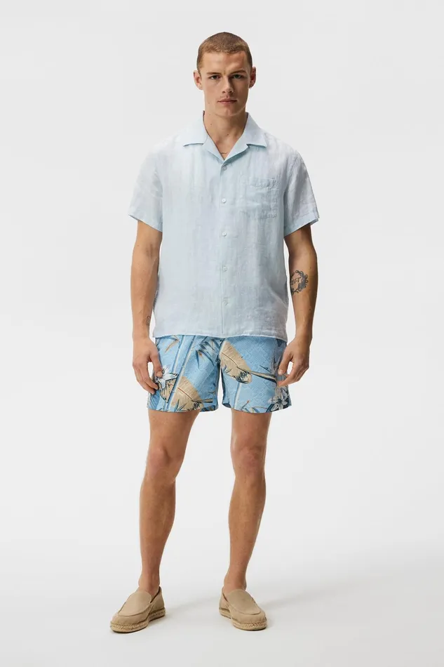 Men Banks Tropical Swim Trunks Dream Blue JLindeberg Swim Shorts Men Banks Tropical Swim Trunks Dream Blue JLindeberg Swim Shorts