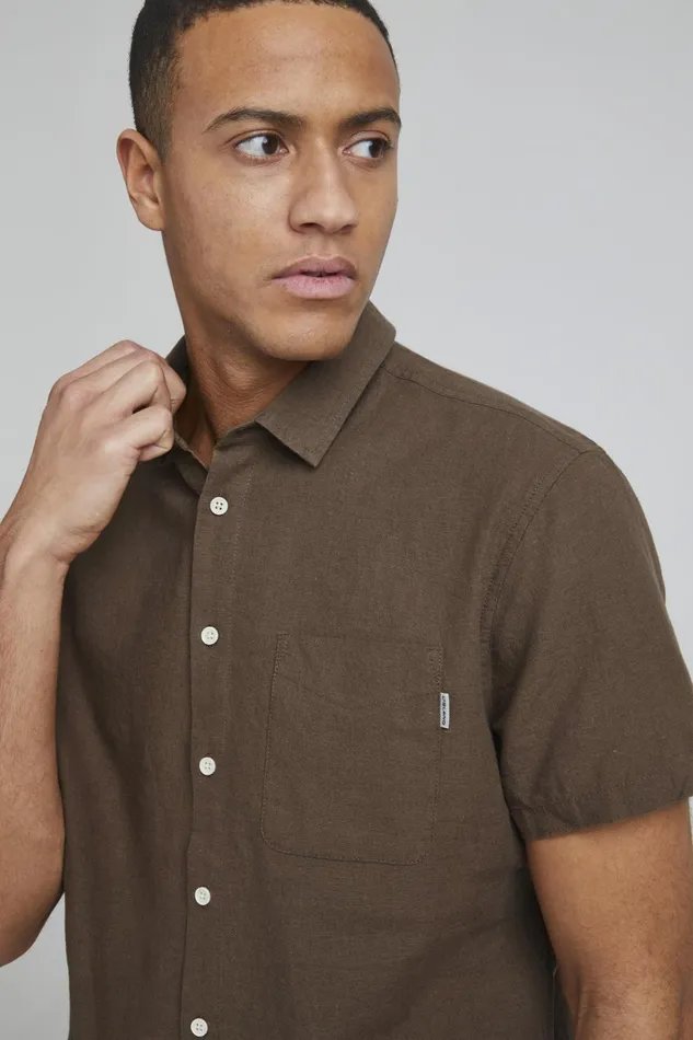 Men Blend Shirts Short Sleeved Shirt Capers