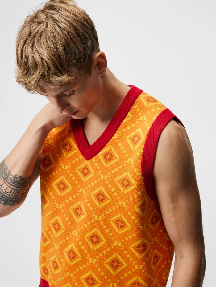Men Jack Knitted Vest Orange Diamond Logo JLindeberg Knitwear Men Jack Knitted Vest Orange Diamond Logo JLindeberg Knitwear