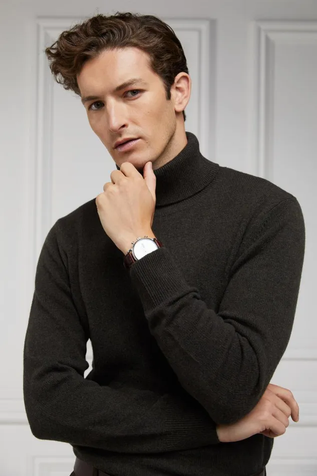 Men Knitwear Holland Cooper Byron Roll Neck Knit Moss