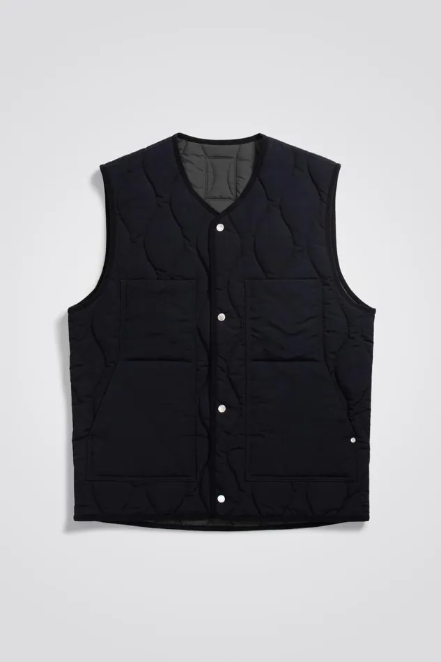 Men Peter Waxed Nylon Insulated Vest Dark Navy Norse Projects Outerwear