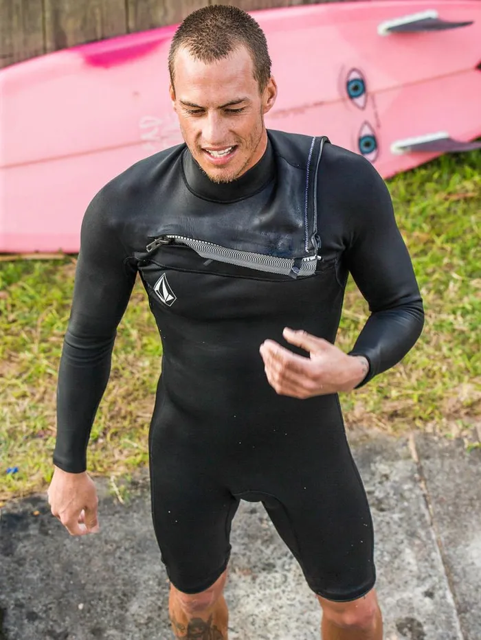 Mens Modulator 22mm Long Sleeve Springsuit 8211 Black Mens Volcom Surf Vitals