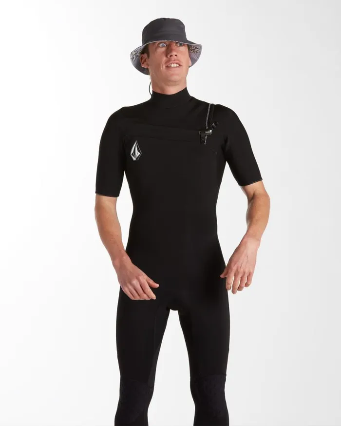 Mens Modulator 22mm Short Sleeve Fullsuit 8211 Black Mens Volcom Surf Vitals