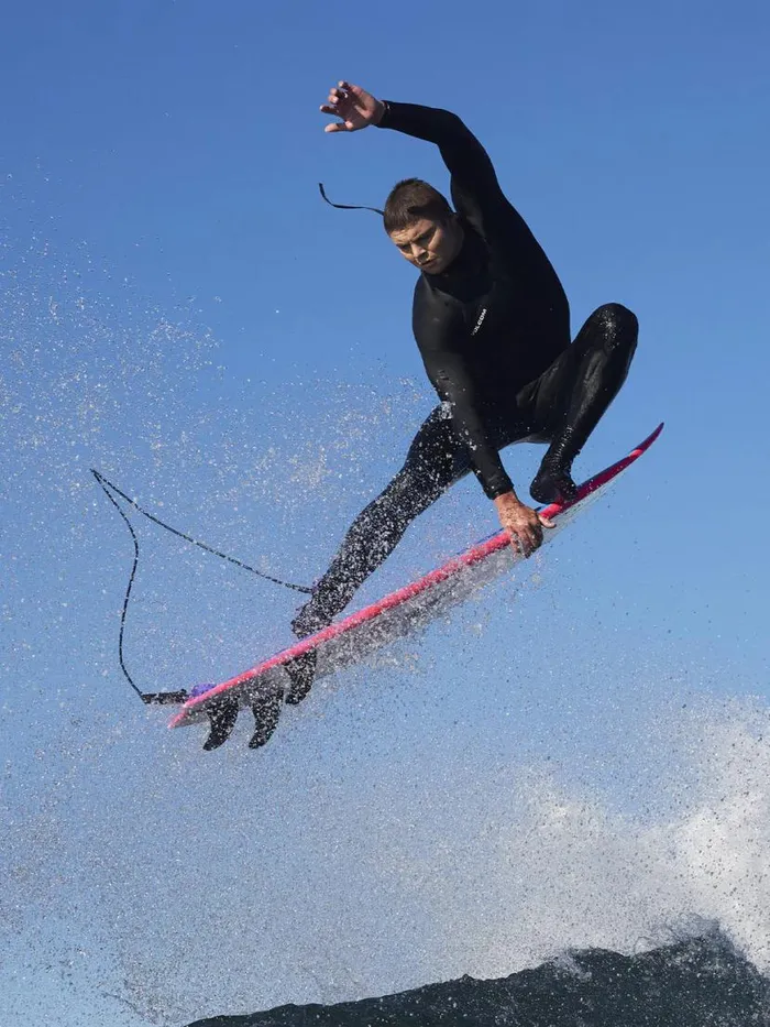 Mens Modulator 32mm Long Sleeve Back Zip Fullsuit 8211 Black Mens Volcom Wetsuits