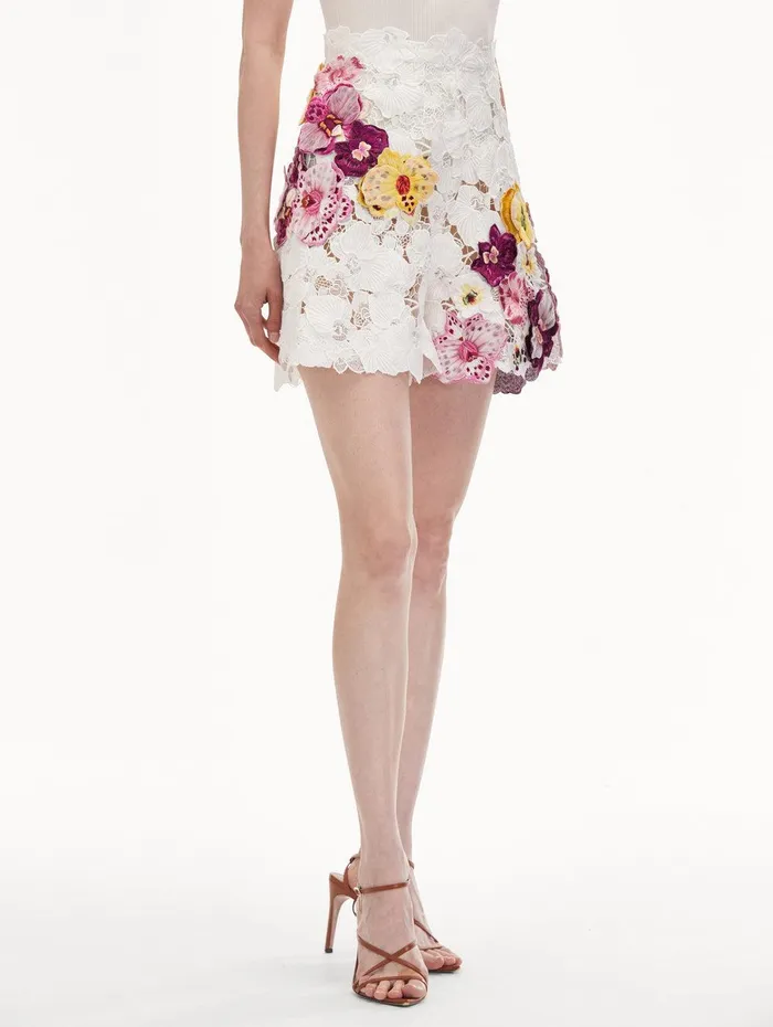 Orchid Embroidered Guipure Shorts White Women Oscar De La Renta Pants and Skirts Orchid Embroidered Guipure Shorts White Women Oscar De La Renta Pants and Skirts