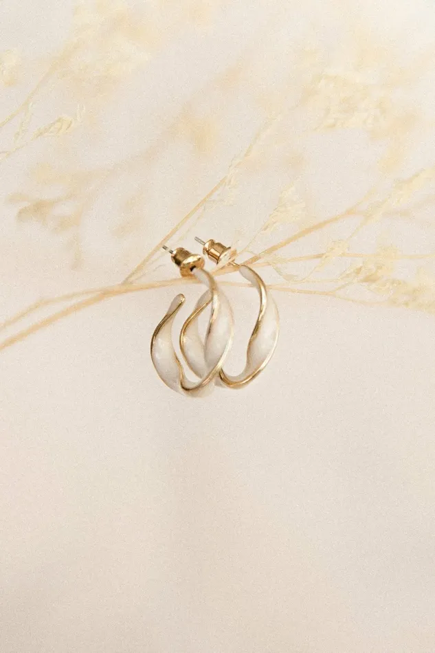Petal and Pup Earrings Women Clementine Earrings White