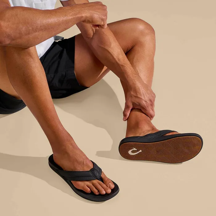 Recovery Men Olukai Maha Recovery Comfortable Beach Sandals 8211 Black