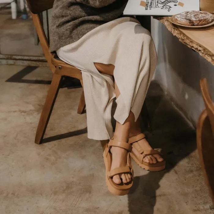 Reef Cushion Rem Hi Cognac Women Sandals