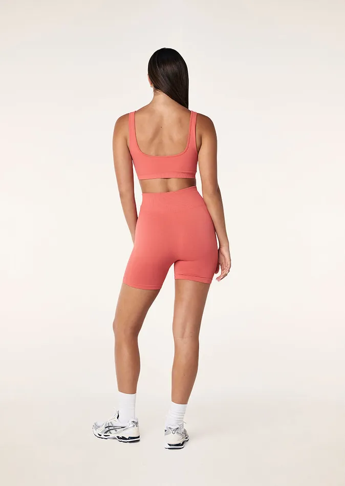 RESTORE SEAMLESS 58243 BIKE SHORT IN BRICK RED Women ActivewearShorts PE Nation