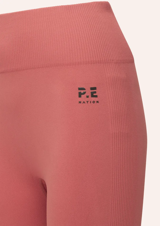 RESTORE SEAMLESS 58243 BIKE SHORT IN BRICK RED Women ActivewearShorts PE Nation