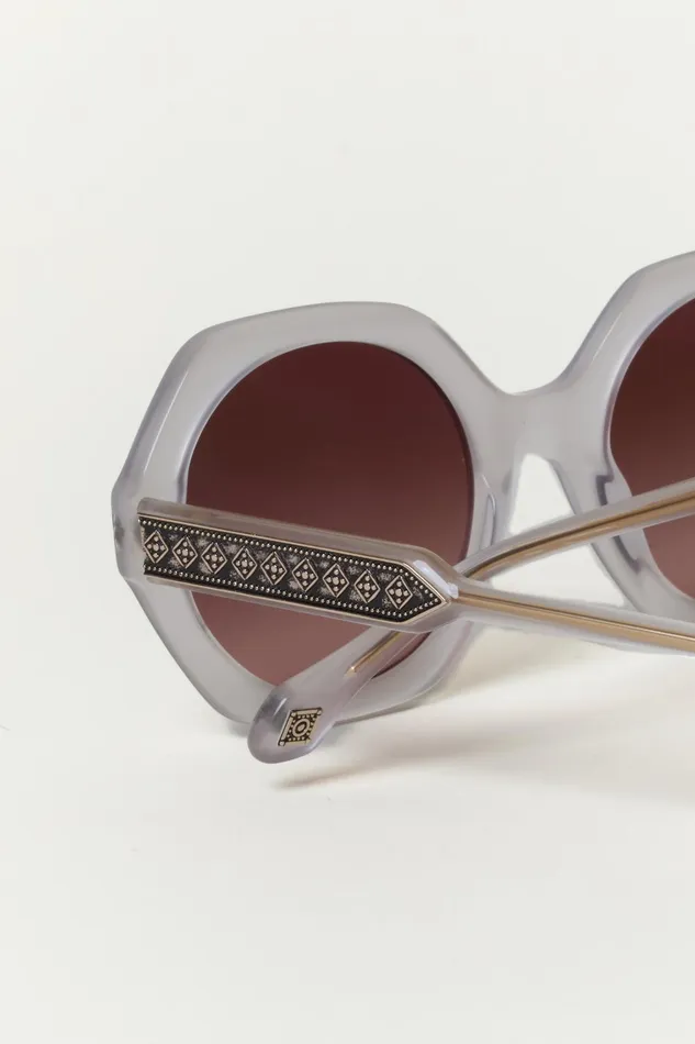 Round Sunglasses Luny Gray Women Baandsh Eyewear