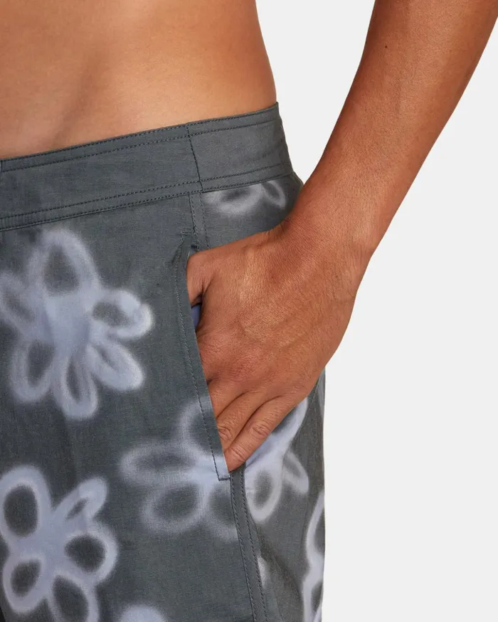 RVCA Boardshorts Freeport Boardshorts 16034 Black Daisy 8211 Men