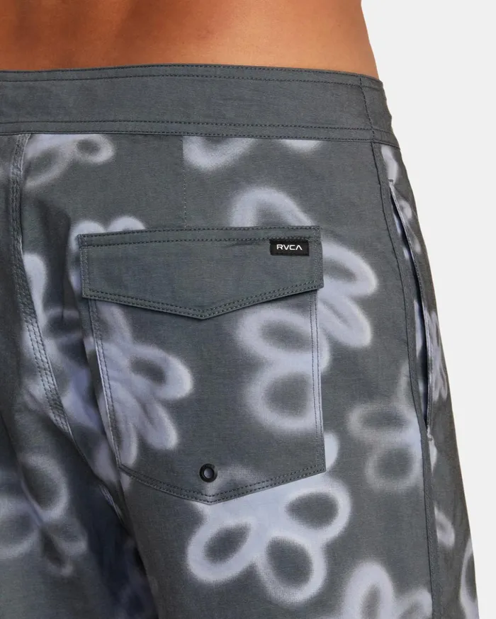 RVCA Boardshorts Freeport Boardshorts 16034 Black Daisy 8211 Men