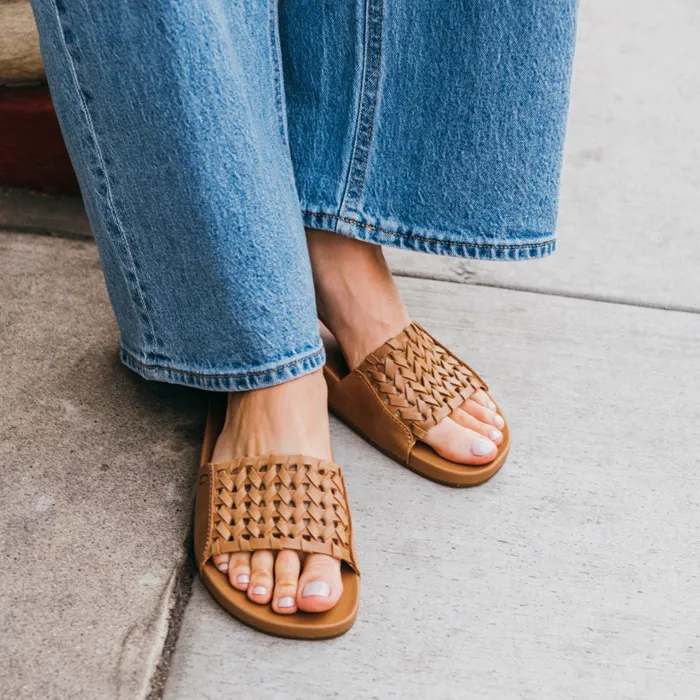 Slides Women Olukai Kmola Leather Slide Sandals 8211 Tan