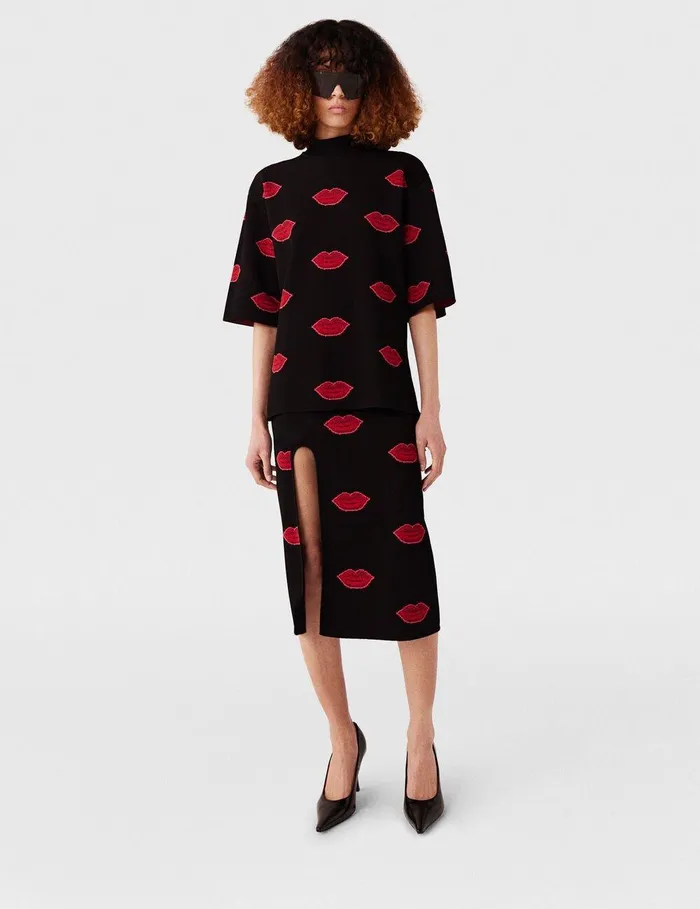 Stella McCartney Knitwear Women Lips Graphic Knit HighNeck Top Black And Red Stella McCartney Knitwear Women Lips Graphic Knit HighNeck Top Black And Red