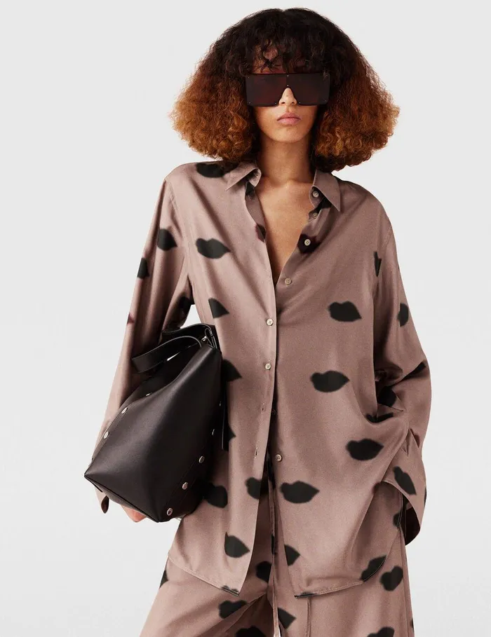 Stella McCartney Shirts And Tops Women Oversized Lips Print Shirt Ashy Mauve Stella McCartney Shirts And Tops Women Oversized Lips Print Shirt Ashy Mauve