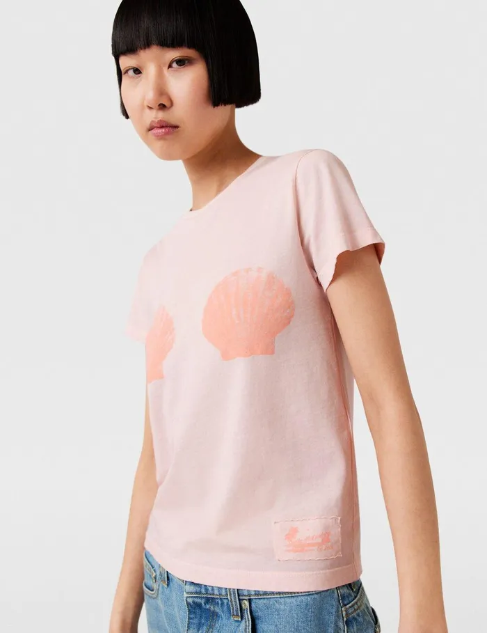 Stella McCartney Sweatshirts And TShirts Women Seashell Crewneck TShirt Light Pink Stella McCartney Sweatshirts And TShirts Women Seashell Crewneck TShirt Light Pink