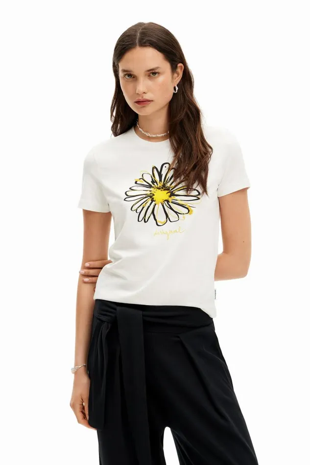TShirts Women Desigual Daisy Illustration Tshirt White
