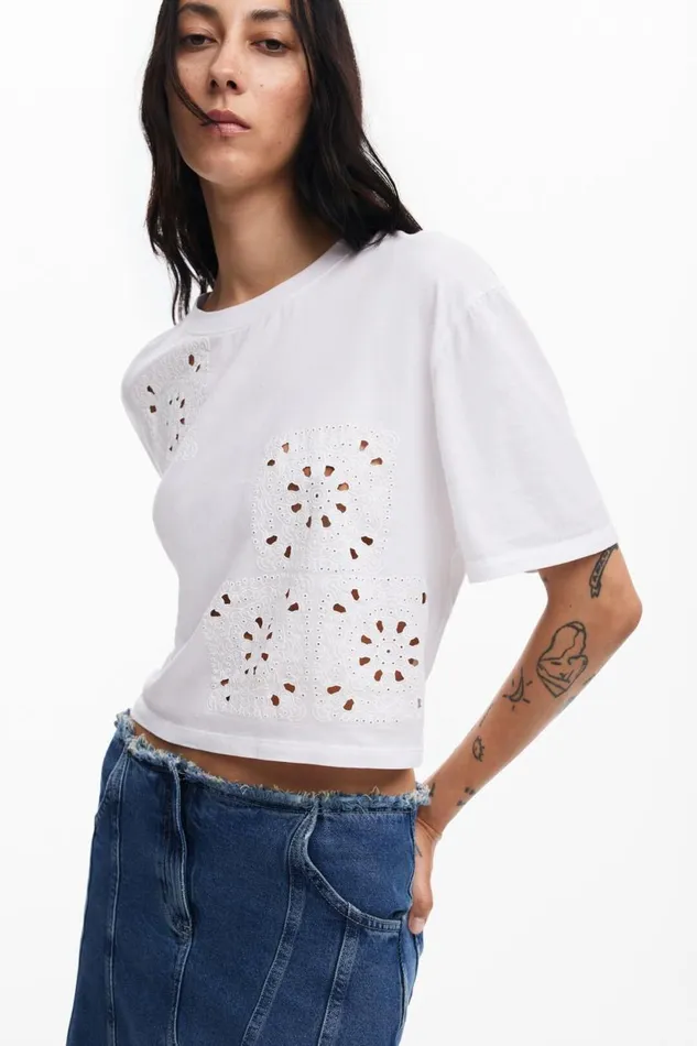 TShirts Women Desigual Plain Tshirt Details White