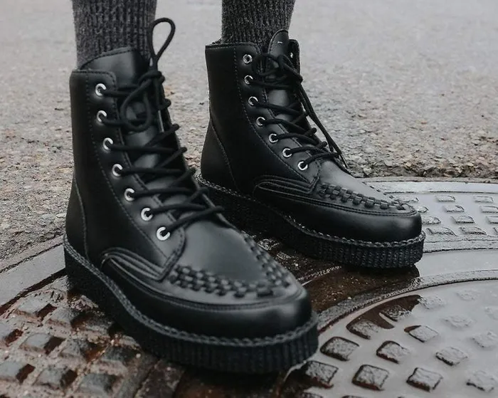 TUK Shoes Boots Men Black Vegan TUKskin 7Eye Viva Low Boot