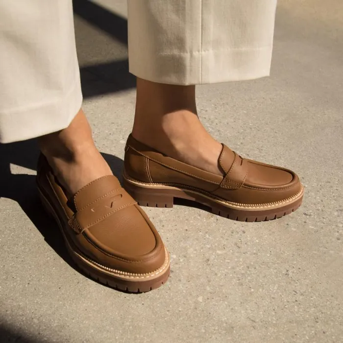 Toms Flats and Loafers Cara Loafer Tan Leather 8211 Women
