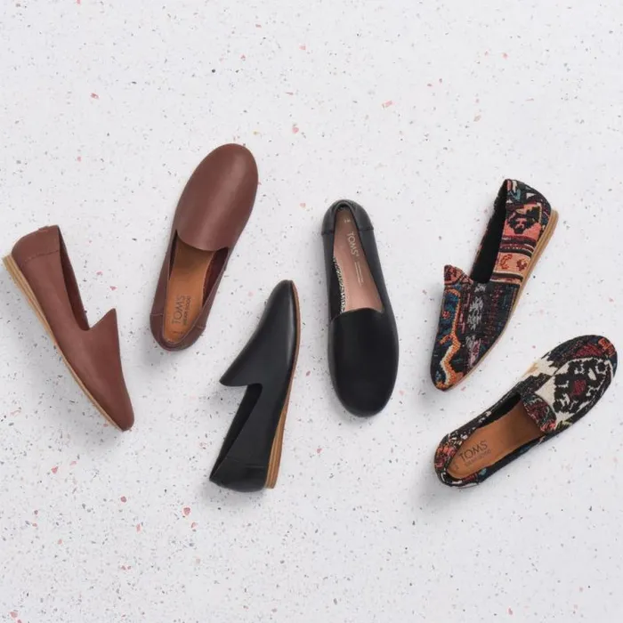 Toms Flats and Loafers Darcy Flat Chestnut Leather 8211 Women Toms Flats and Loafers Darcy Flat Chestnut Leather 8211 Women