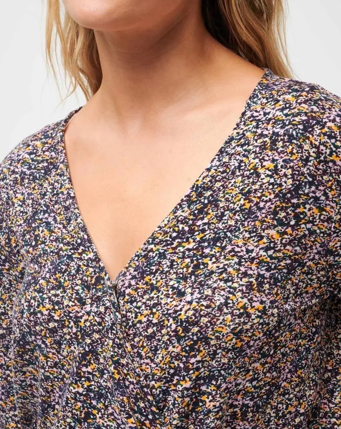 TravisMathew GLORIOUS MORNING LONG SLEEVE TOP Cream Multi Women Shirts and Tops