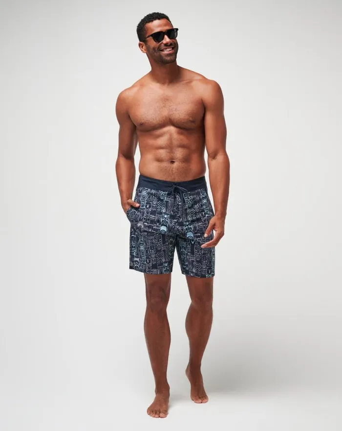TravisMathew HAMAKUA BOARDSHORT Total Eclipse Men Boardshorts TravisMathew HAMAKUA BOARDSHORT Total Eclipse Men Boardshorts
