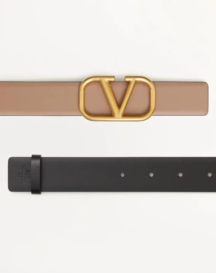 Valentino Belts Woman Reversible Vlogo Signature Belt In Glossy Calfskin 30 Mm For Woman In Smokey Beigeblack Smokey Beigeblack