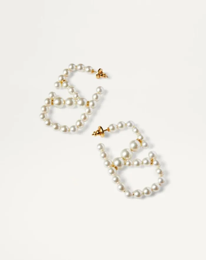 Valentino Jewelry Woman Vlogo Signature Metal And Resin Earrings For Woman In Gold Gold Valentino Jewelry Woman Vlogo Signature Metal And Resin Earrings For Woman In Gold Gold