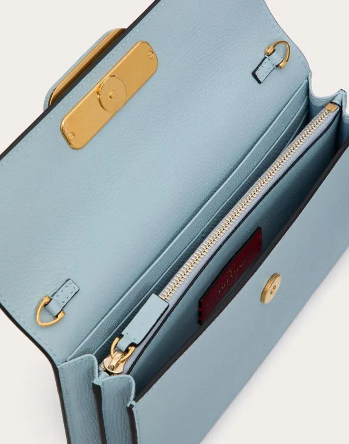 Valentino Mini Bags Woman Vlogo Signature Grainy Calfskin Wallet With Chain For Woman In Black Black