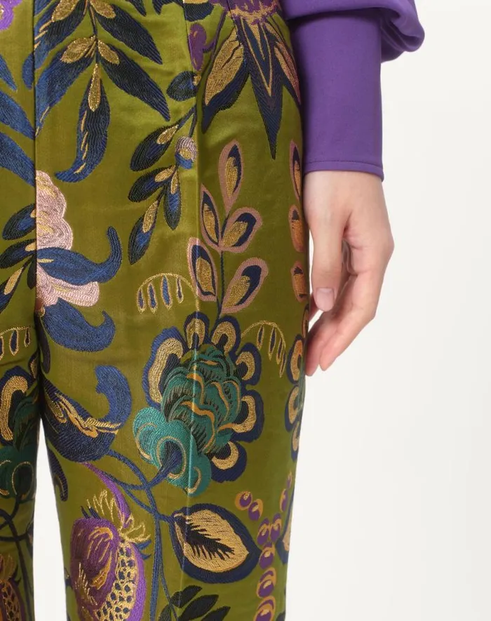 Valentino Pants And Shorts Woman Pants In Apres L039hiver Jacquard Floreale Lurex For Woman In Multicolor Multicolor Valentino Pants And Shorts Woman Pants In Apres L039hiver Jacquard Floreale Lurex For Woman In Multicolor Multicolor