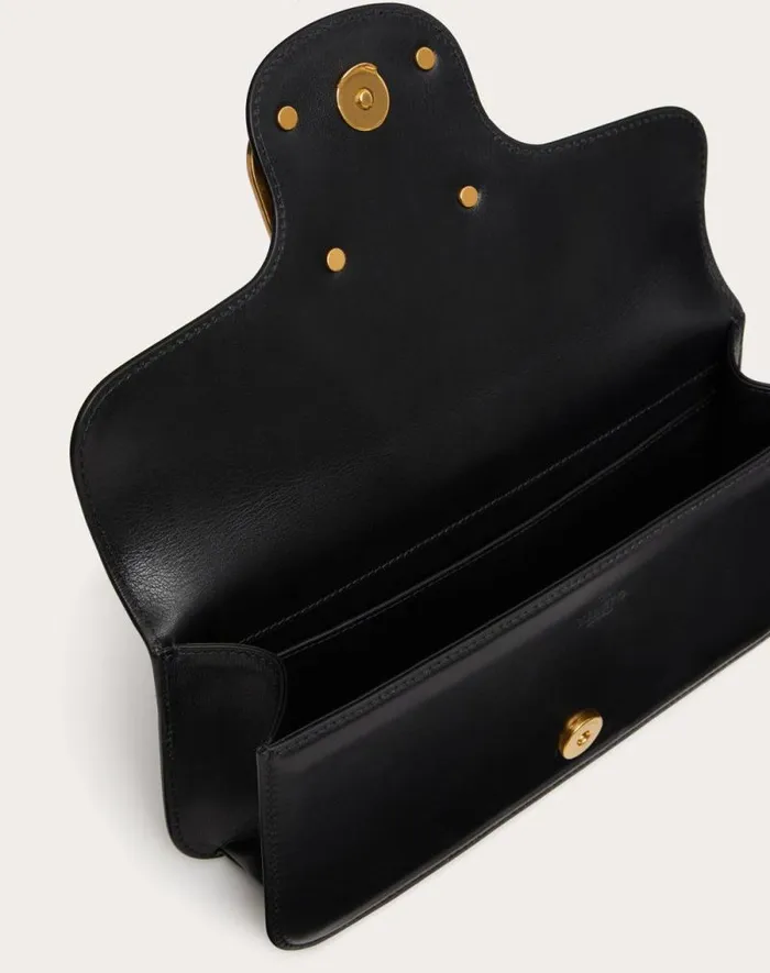 Valentino Shoulder Bags Man Loc Calfskin Crossbody Bag For Man In Black Black Valentino Shoulder Bags Man Loc Calfskin Crossbody Bag For Man In Black Black