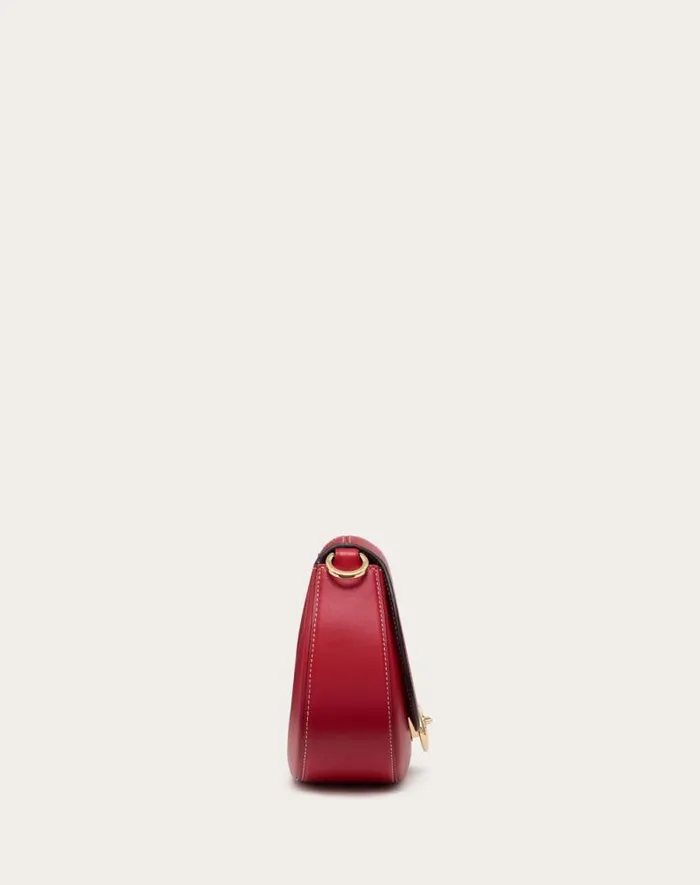 Valentino Shoulder Bags Woman Small Valentino Garavani Ohval Shoulder Bag In Nappa Calfskin For Woman In Ivory Ivory